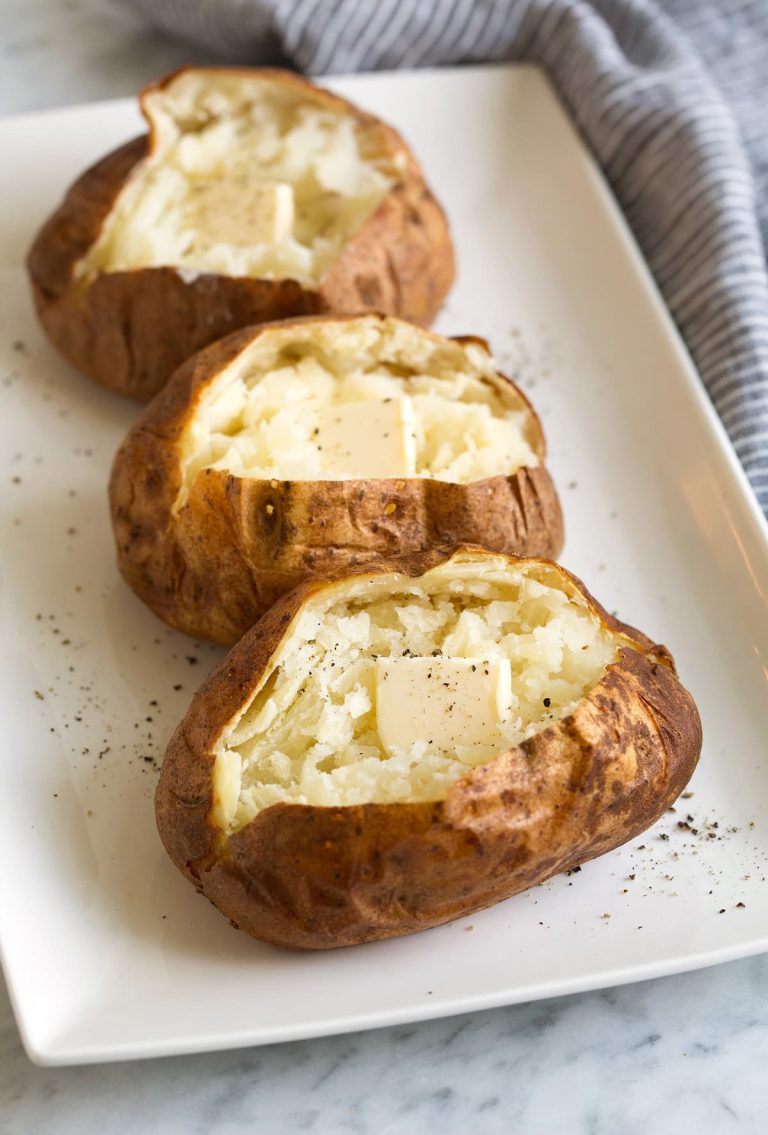 How Long to Bake Potatoes? & How to Bake Potatoes easily and quickly